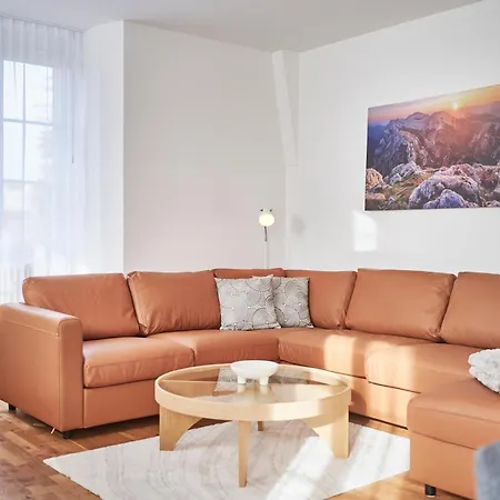 شقة 5, Apartment, Central, Modern, Spacious برن