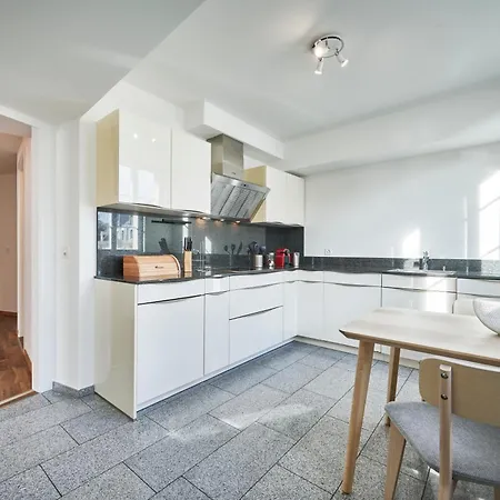 5, Apartment, Central, Modern, Spacious Bern