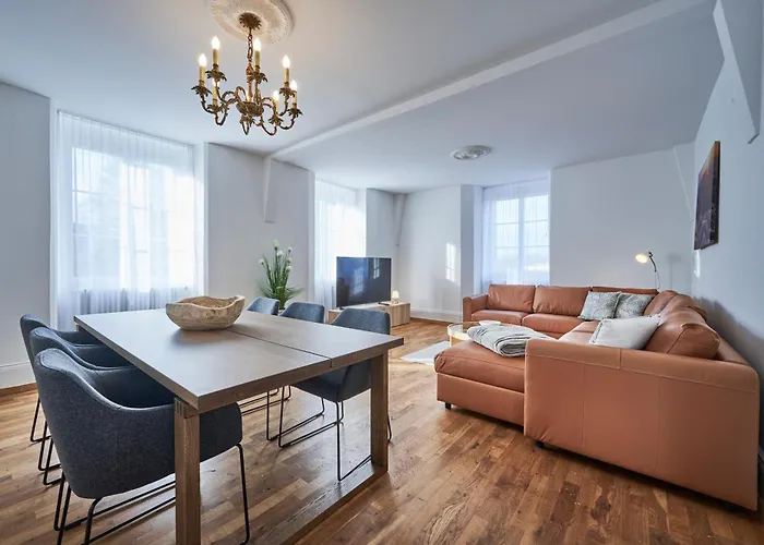 5, Apartment, Central, Modern, Spacious Apartman *