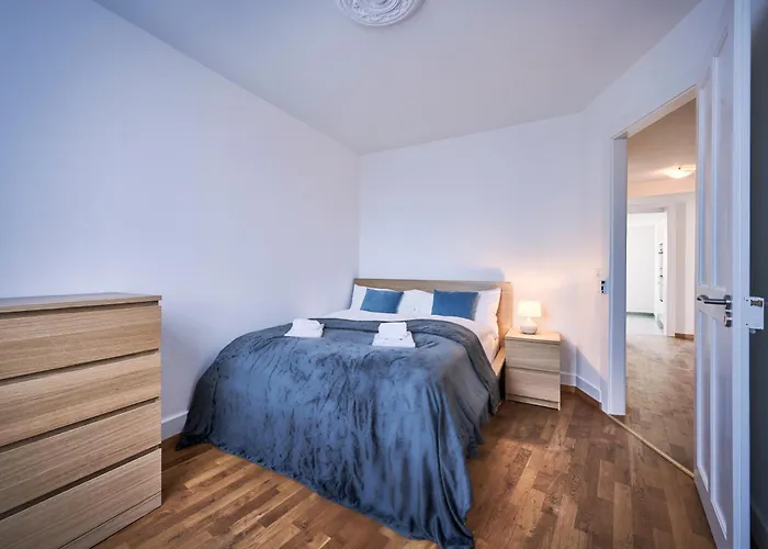 5, Apartment, Central, Modern, Spacious * Bern