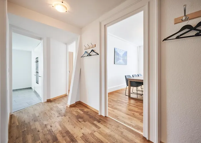 5, Apartment, Central, Modern, Spacious